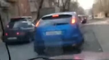Вот так надо ездить по Ростову: видео